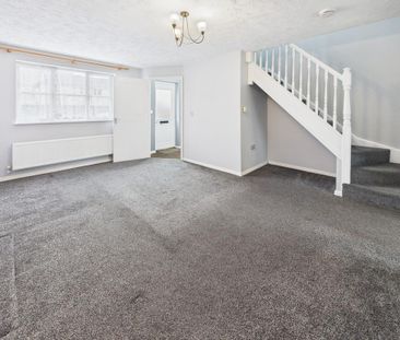 3 bedroom end of terrace house to rent - Photo 2