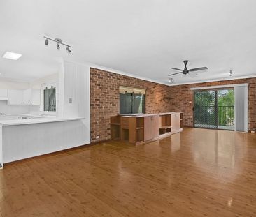 Charming Family Home in a Prime Eastwood Location - Photo 1