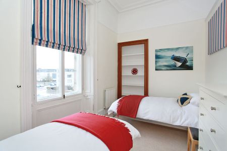 Queens Gardens, West End, Aberdeen, AB15 4YD - Photo 2