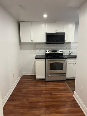 For Lease - 9 Chatterson Street, Whitby, Ontario - Photo 1