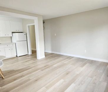 Crofton Place — 1 Bedroom - Corner Unit - Photo 3