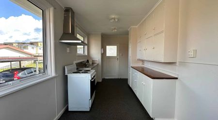 POPULAR IN PANMURE - Photo 4