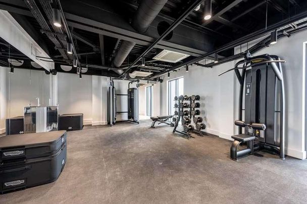 Ten Degrees - Cr, Croydon, CR0 - Photo 1