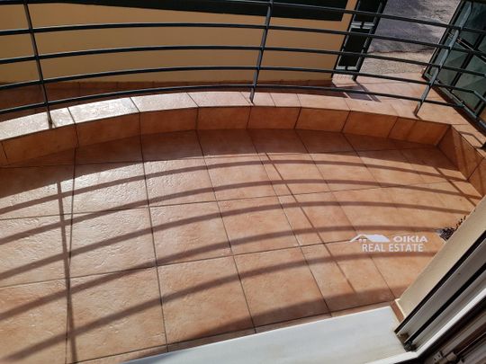 Ενοικιάζεται, 4αρι, Οροφοδιαμέρισμα, Τσελέϊκα - Φωτογραφία 1