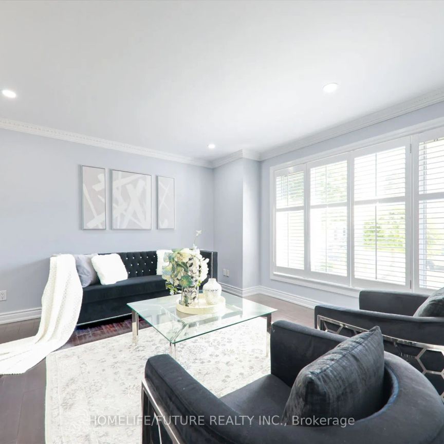 43 Tamarisk Drive #Main - Photo 1