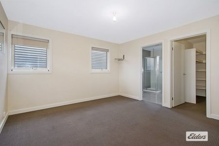 MODERN, CENTRAL & SPACIOUS - WHAT MORE COULD YOU WANT? - Photo 2