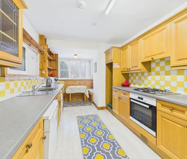 2 bedroom terraced house to rent - Photo 2