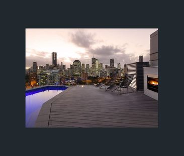 706/66 Lambert Street, Kangaroo Point, Qld 4169 - Photo 6