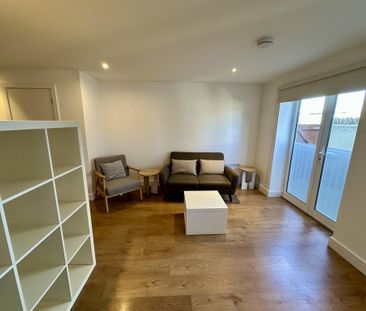 2 bedroom apartment to rent - Photo 4