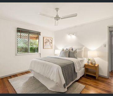 Relaxed Coastal Living with Space & Convenience in Clontarf - Photo 6