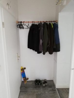 2-Zimmer-DG-Wohnung Solingen-Mitte – Warmmiete 675 € pauschal - Photo 1