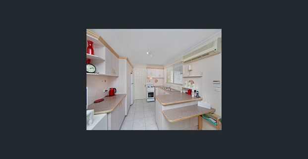 Coastal Charm in Long Jetty! - Photo 1