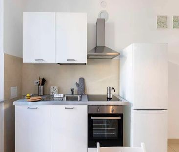 Via Gardone, Milan, Lombardy 20139 - Photo 6