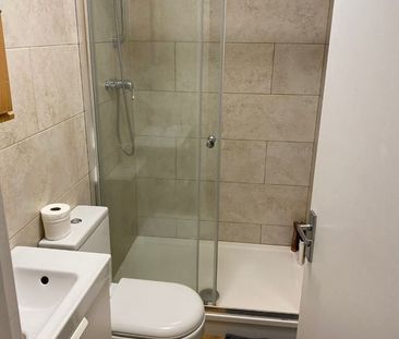 Room in a Shared Flat, St Loys Road, N17 - Photo 4