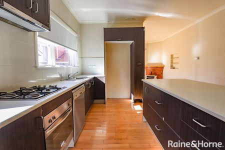 William Street- Available 30/10/25!!!! - Photo 2