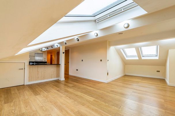 The Ropewalk, Nottingham, NG1 - Photo 1