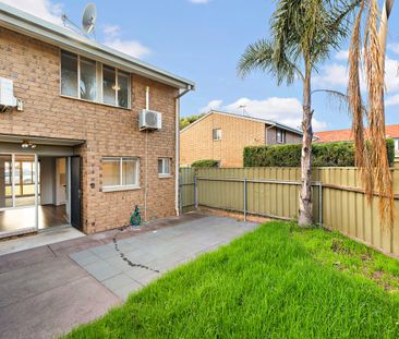 Updated Spacious Townhouse close to Amenities - Photo 5