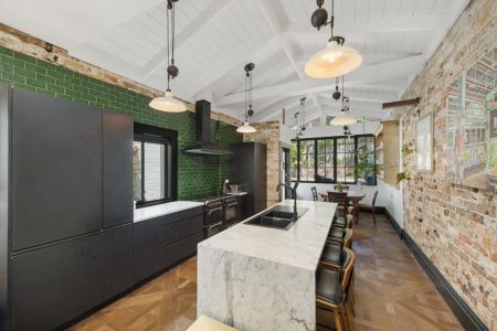 Three Bedroom Home in Annandale - Photo 4