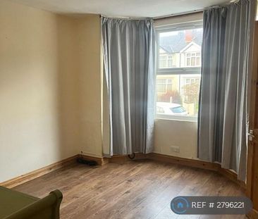 2 bedroom end of terrace house to rent - Photo 1