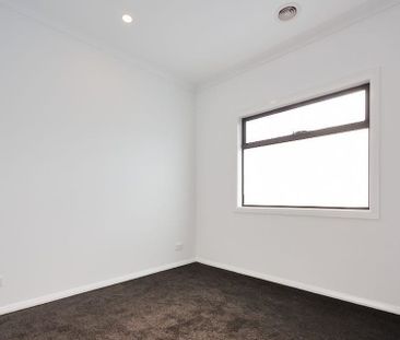 4/4-6 Burrows Avenue, Dandenong. - Photo 2