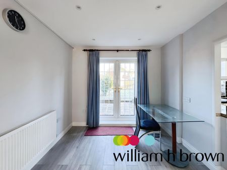 Langton Avenue, Chelmsford - Photo 2