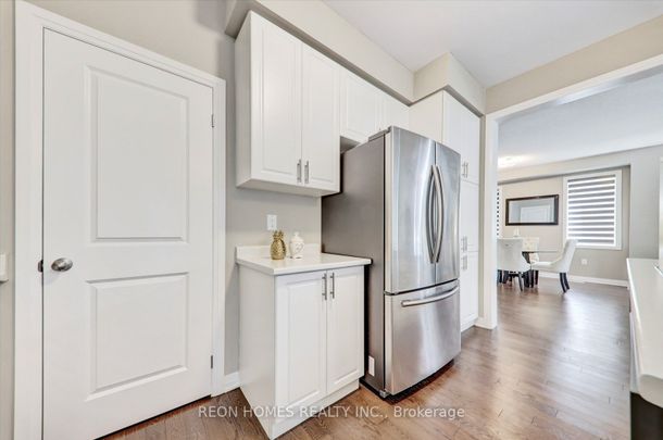 For Lease - 38 Crows Nest Lane, Clarington, Ontario - Photo 1