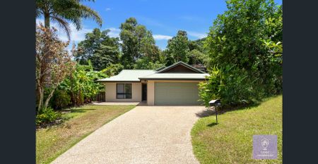 Spacious Family Home with Pool - Photo 4