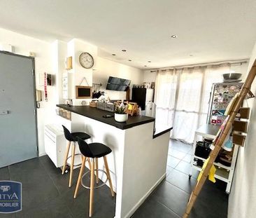 Location Appartement 4 pièces 85m² LES PENNES MIRABEAU 13170 - Photo 6