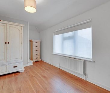2 bedroom property to rent - Photo 3