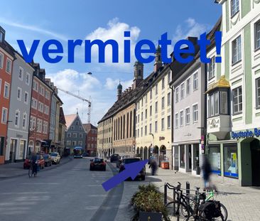 Schöne, gemütliche 2-Zimmer-Wohnung mit TG-Stellplatz & Blick auf den Hauptplatz, direkt im Zentrum - Photo 1