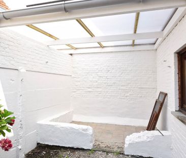 Gelijkvloers app. te huur in Roeselare voor € 535 met 1 slaapkamer - Photo 4
