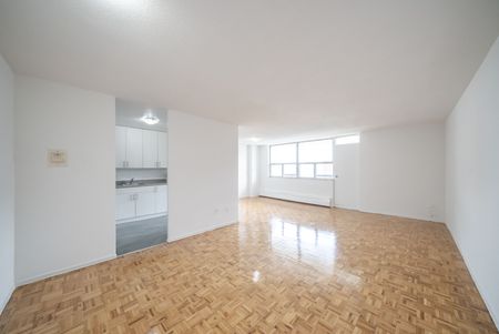 For Lease - 5 Glamorgan Avenue Unit# 603, Toronto, Ontario - Photo 2