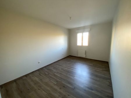 Location appartement 3 pièces, 94.41m², Villespy - Photo 5