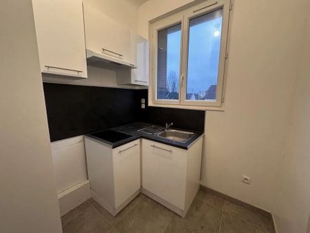 Location Appartement 2 pièces 35m² TOURNAN EN BRIE 77220 - Photo 2