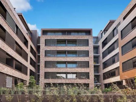 Apartment with 1 bedroom, 1 bathroom & parking for 1 car - Photo 3