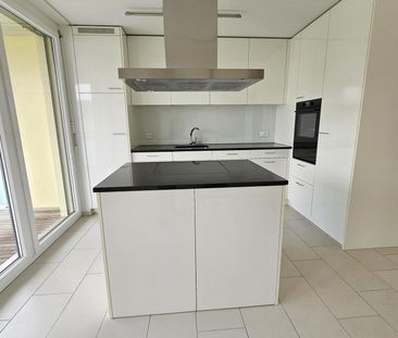 Helle und moderne 4½-Zimmer-Wohnung an zentraler Lage - Foto 4