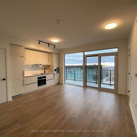 brand new 2 beds 1 bath galleria on the park condos parking incld - Photo 1