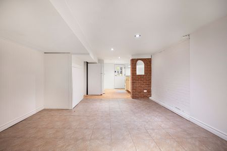 For Lease - 389 Ashdale Avenue Unit# Bsmt, Toronto, Ontario - Photo 4