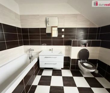 Moderní byt v Děčíně 2+1 s výhodami zahrady a parkování - Photo 3