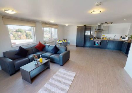 Silver En Suite - Photo 2