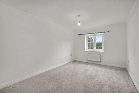 Wellesley Close, Poringland, Norwich, Norfolk, NR14 - Photo 3