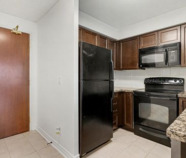 For Lease - 5 Michael Power Place Unit# 609, Toronto, Ontario - Photo 6