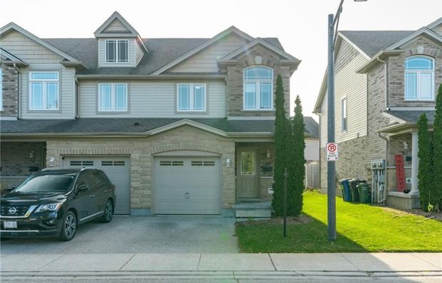 38 Waterford Dr, Guelph - Photo 1