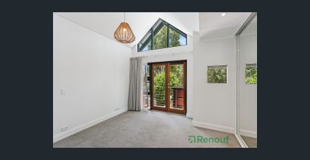 Spacious Two Bedroom Townhouse Surrounded by Nature - Photo 5