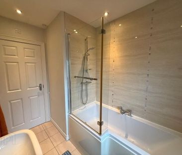 48 Magheralave Meadows, Lisburn, BT28 3NT - Photo 2