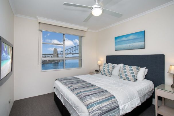 DREAM HARBOURSIDE LOCATION AMAZING VIEWS- Furnished 1 BRM - Photo 1