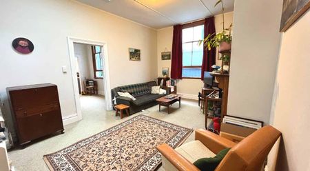 Newtown Character Cottage - Photo 2