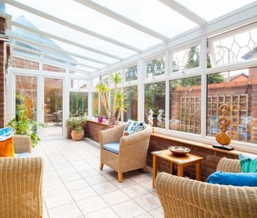 4 bedroom detached house to rent - Photo 5