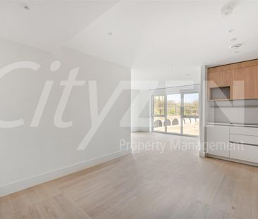 2 Maple Mews, London - Photo 2