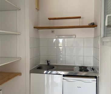1 pièce - 34,24 m² - 2ème étage - Colocation non autorisée - Photo 3